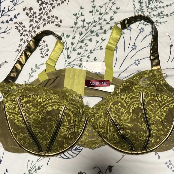 NWT Adore Me Bra and Panty Set - Picture 4 of 6